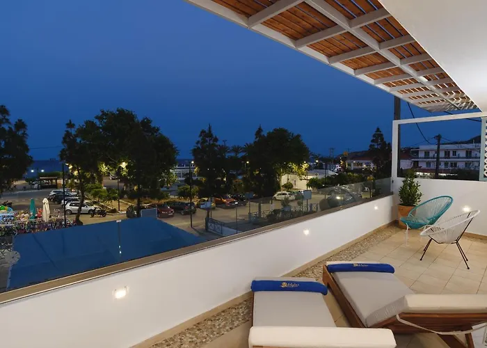 Mylos Luxury Escape * 팔리라키