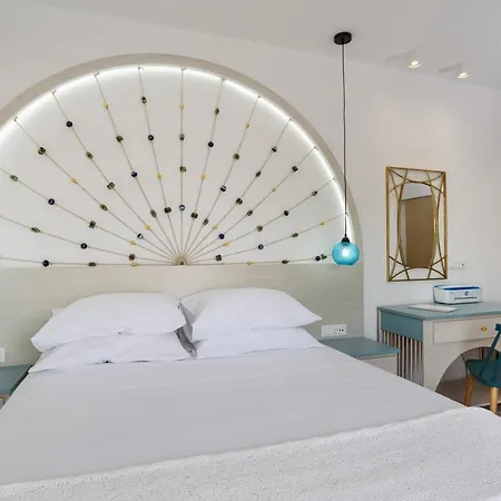 Mylos Luxury Escape Holiday home